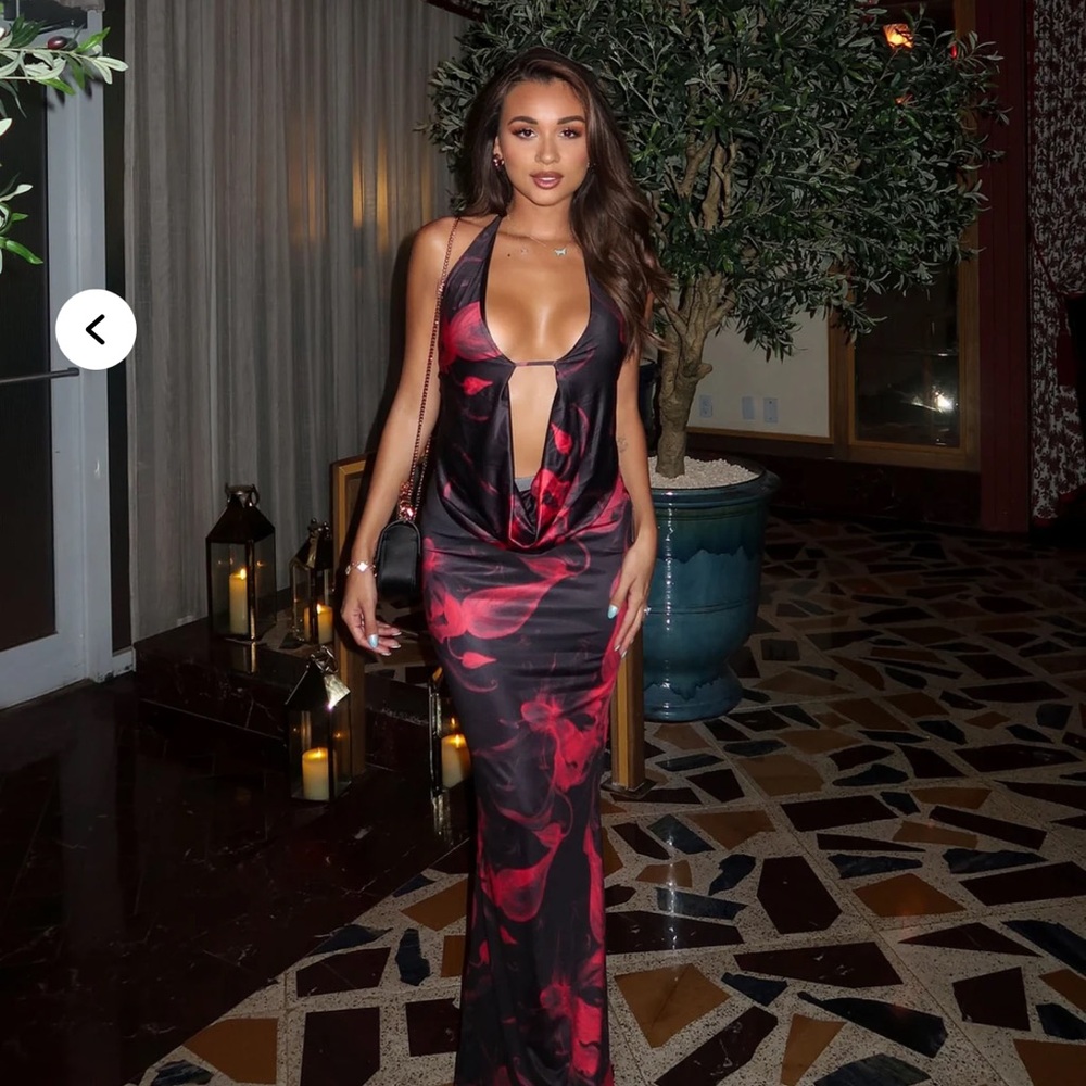 Fashion Nova Black and Red Halter Dress - Picture 1 of 4
